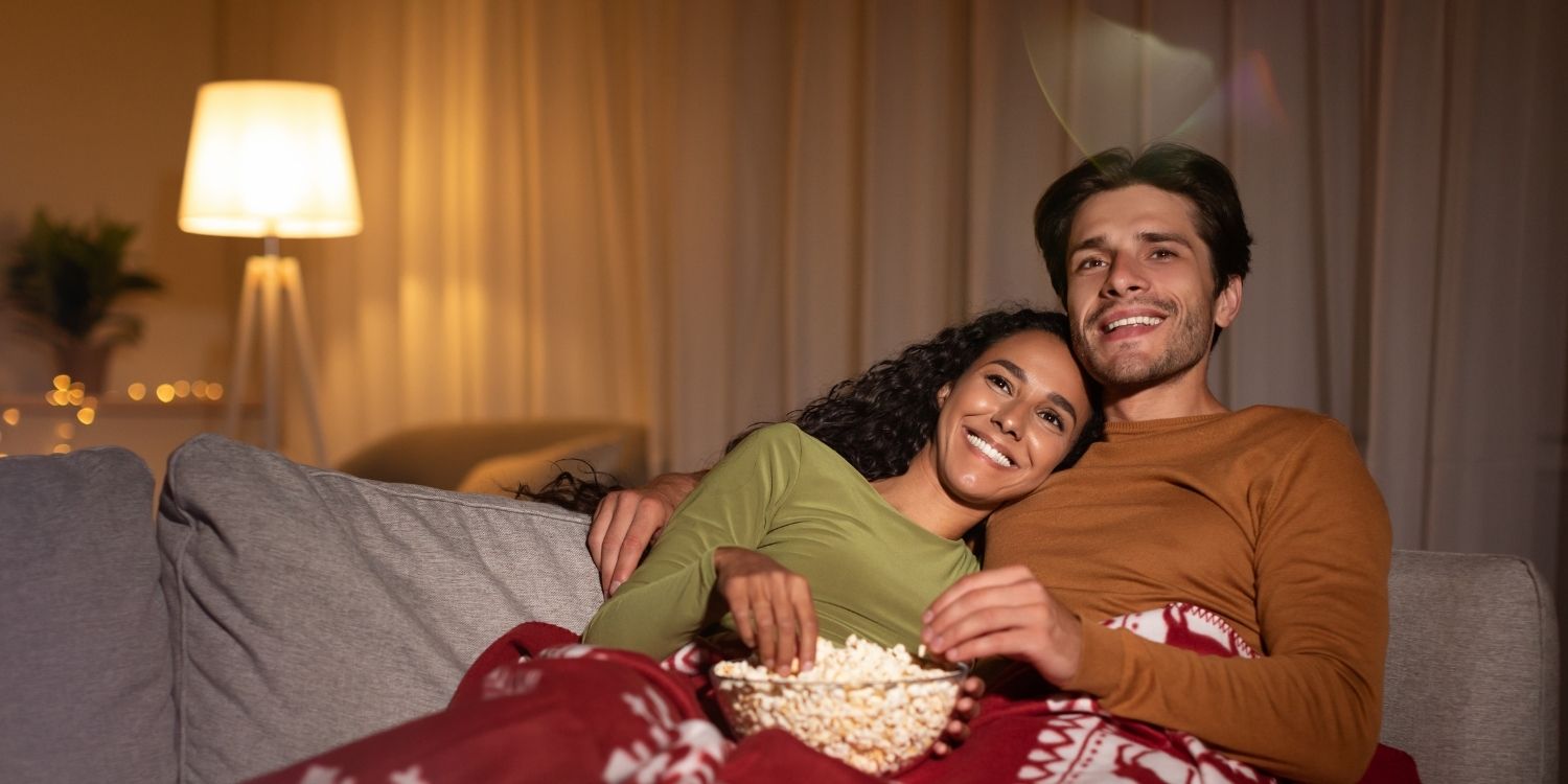 Christmas Watch Party: The Holiday